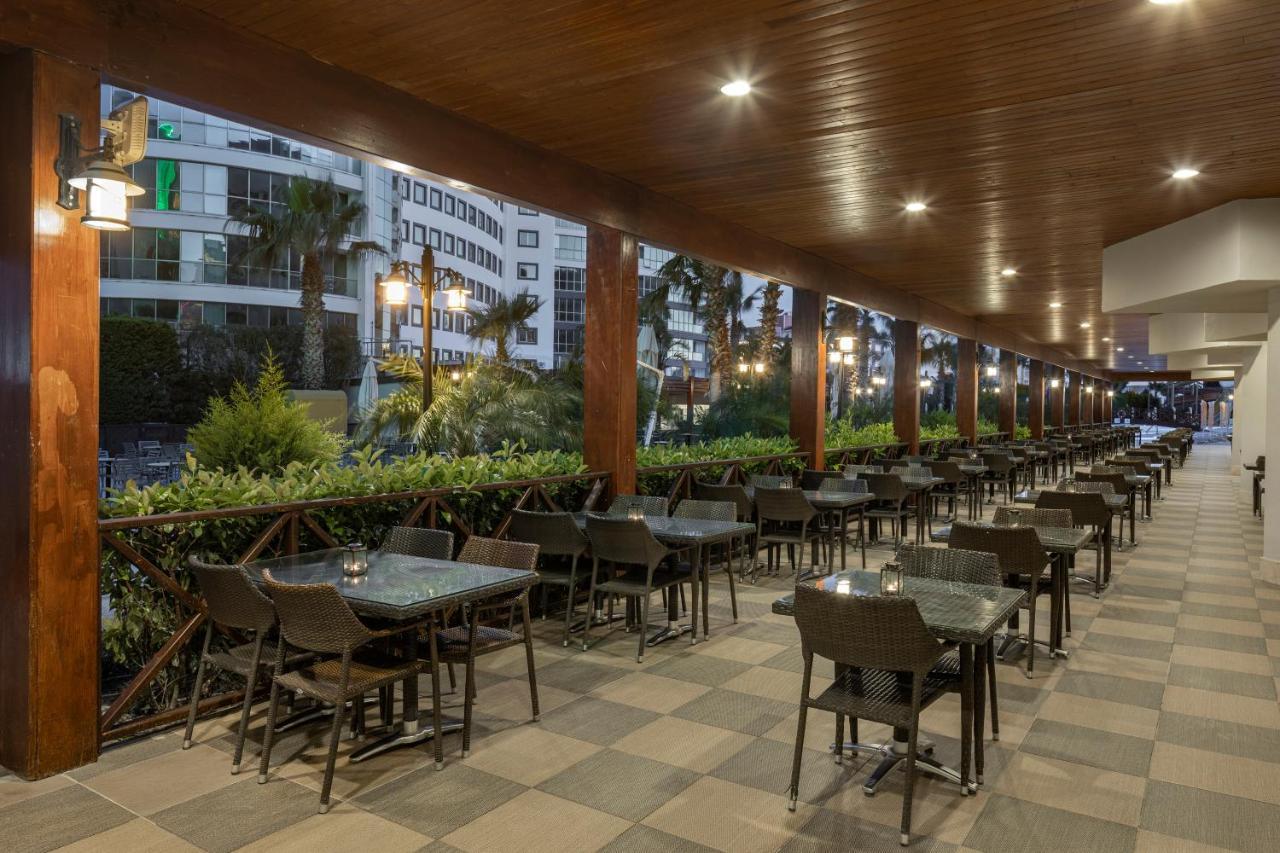 Hotel Wyndham Garden Lara Antalia Esterno foto