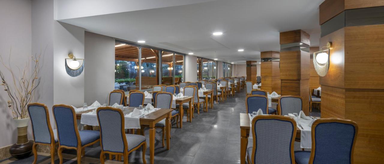 Hotel Wyndham Garden Lara Antalia Esterno foto