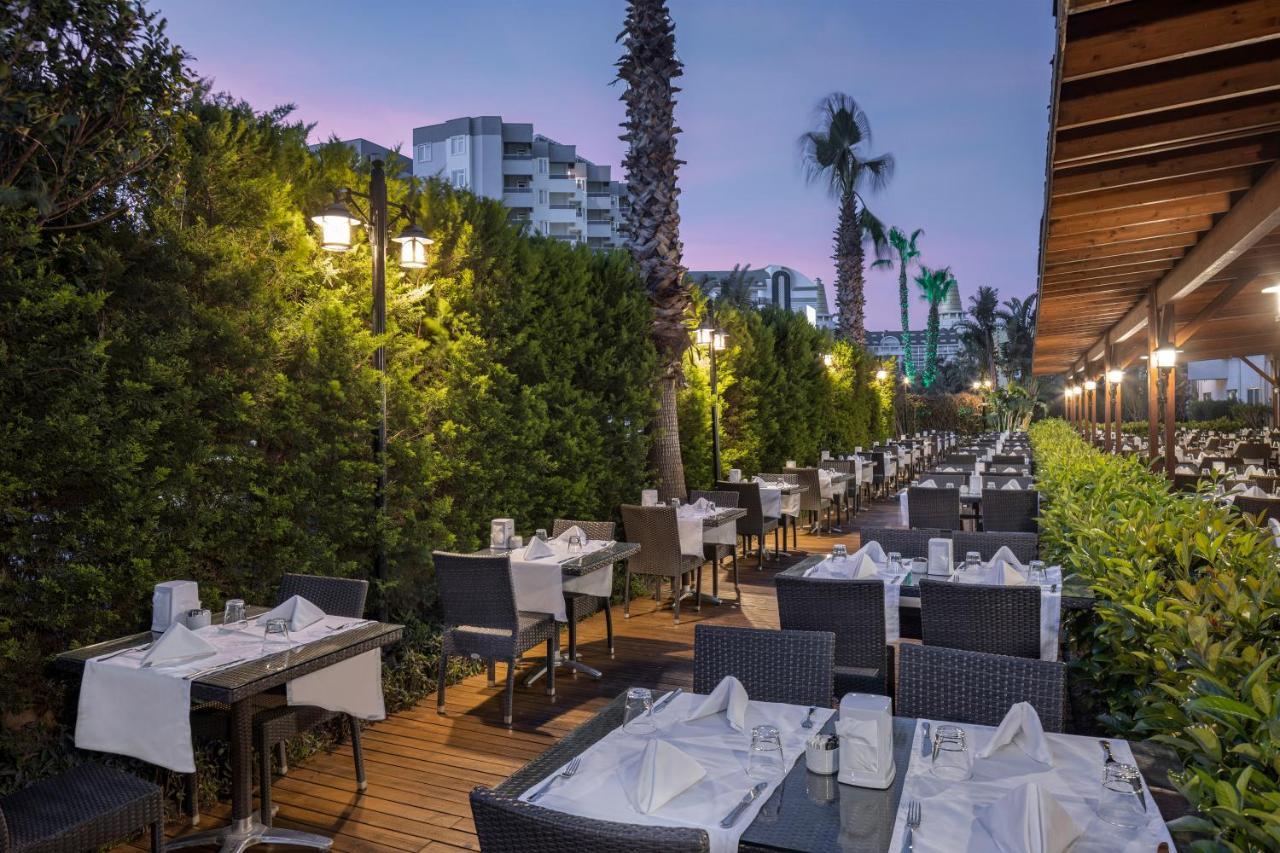 Hotel Wyndham Garden Lara Antalia Esterno foto